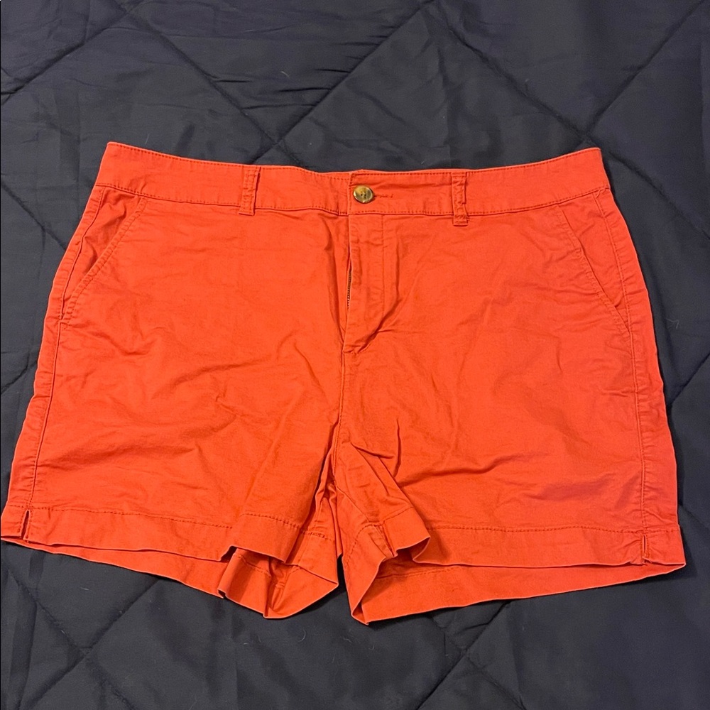 Old Navy Women's Coral Flat Front Shorts 5”